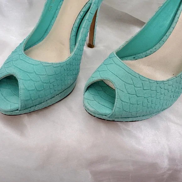 Dior Turquoise Python Embossed Leather Peep-Toe Pumps - Picture 5 of 12